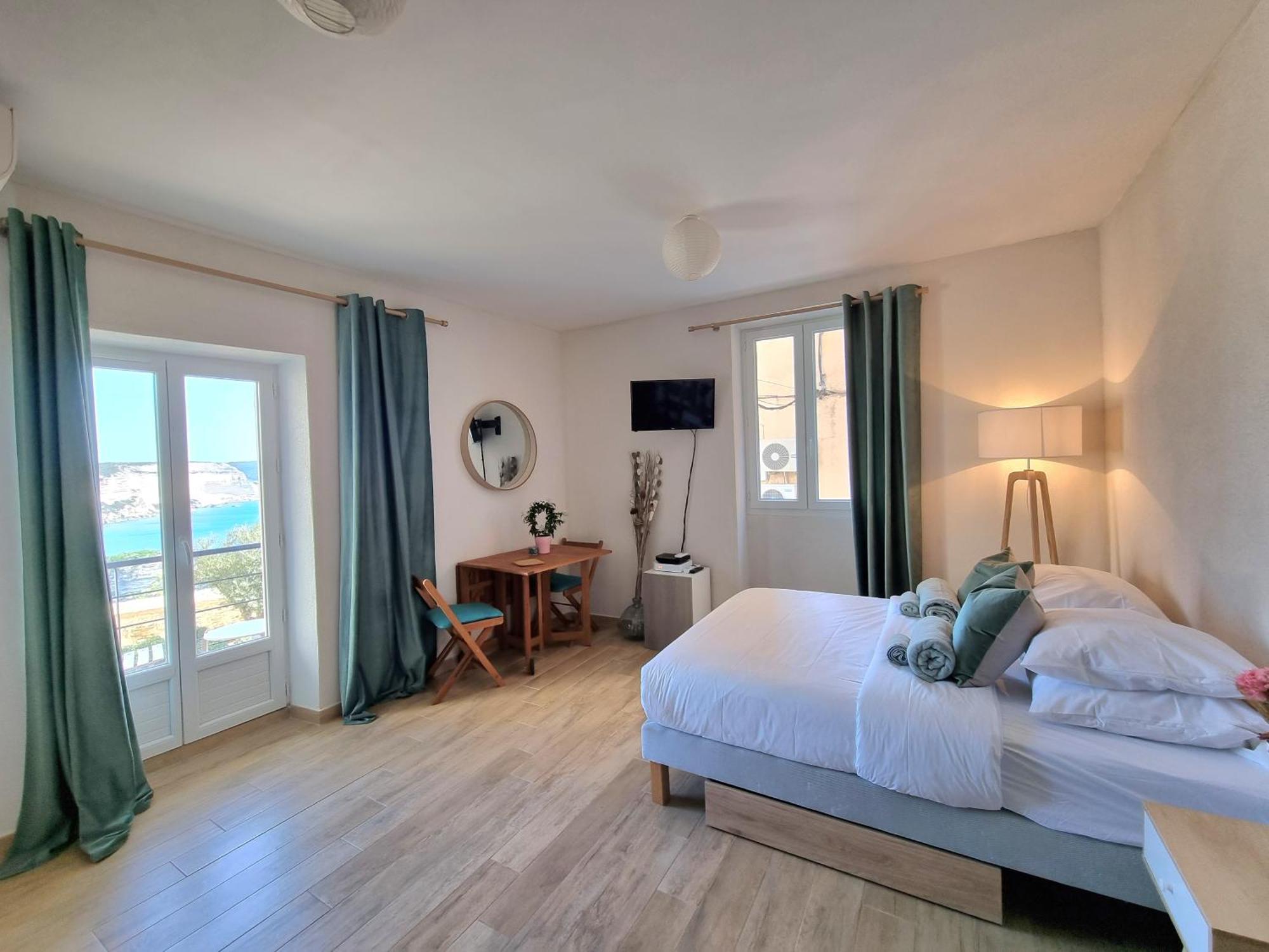 Chez Dume Apartment โบนิฟาซิโอ ภายนอก รูปภาพ